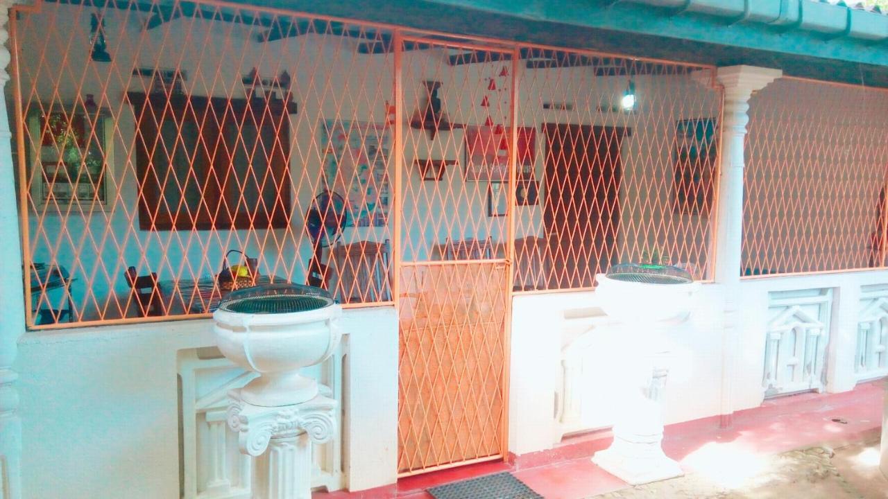 웰리가마 Sun Set Sea Family House B&B 외부 사진